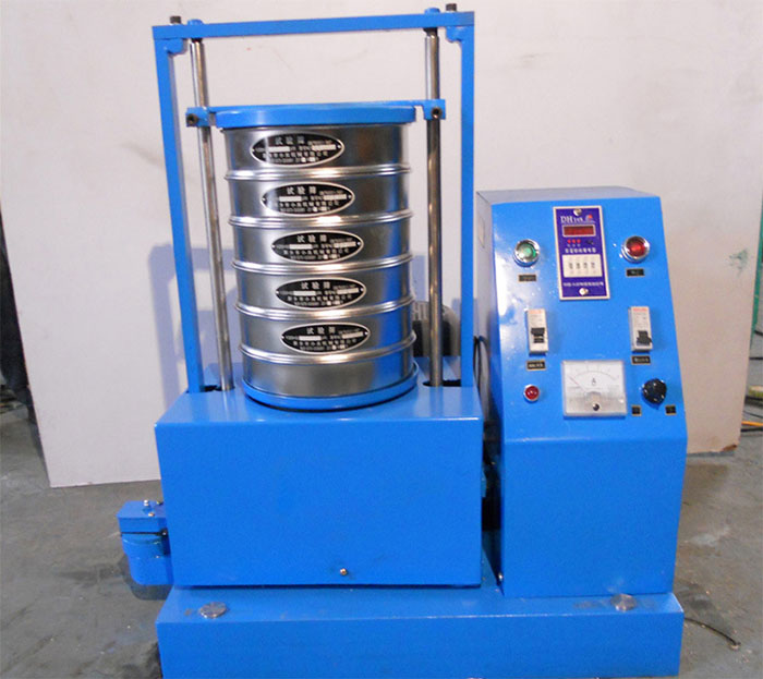 磁懸浮試驗(yàn)篩利用磁懸浮的特殊功能，能幫助該產(chǎn)品實(shí)現(xiàn)：上下，前后，左右等多種運(yùn)動(dòng)方式。